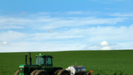 服務140多個地區！涂料龍頭為農業與建筑工程設備保駕護航