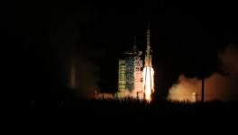 三棵樹見證神舟二十一號成功發射